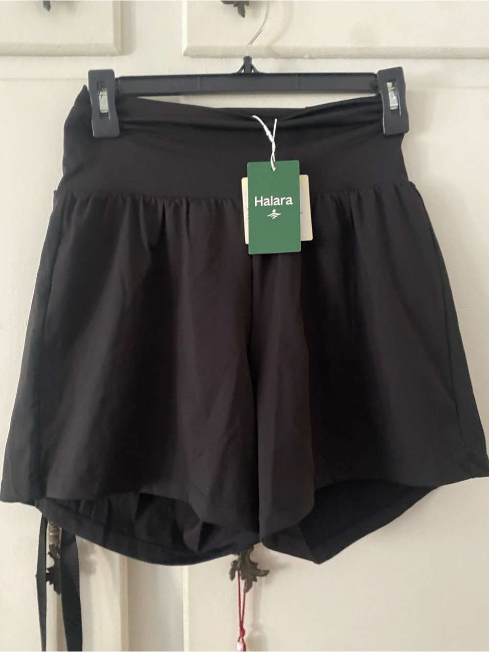 HALARA Black A-Line Athletic Skort with Wide Waistband